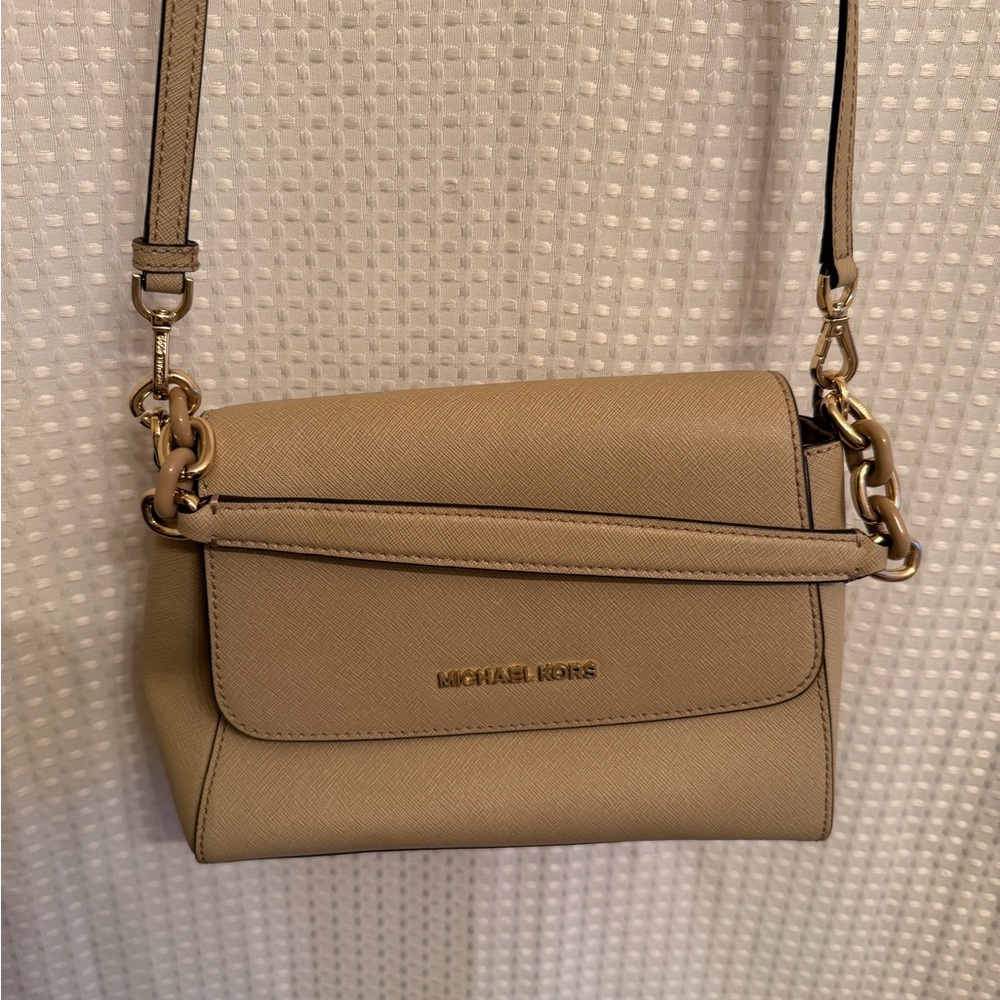 Michael Kors Beige Crossbody Bag - Picture 2 of 7